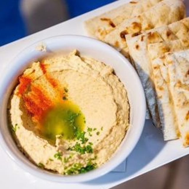 Classic Hummus.